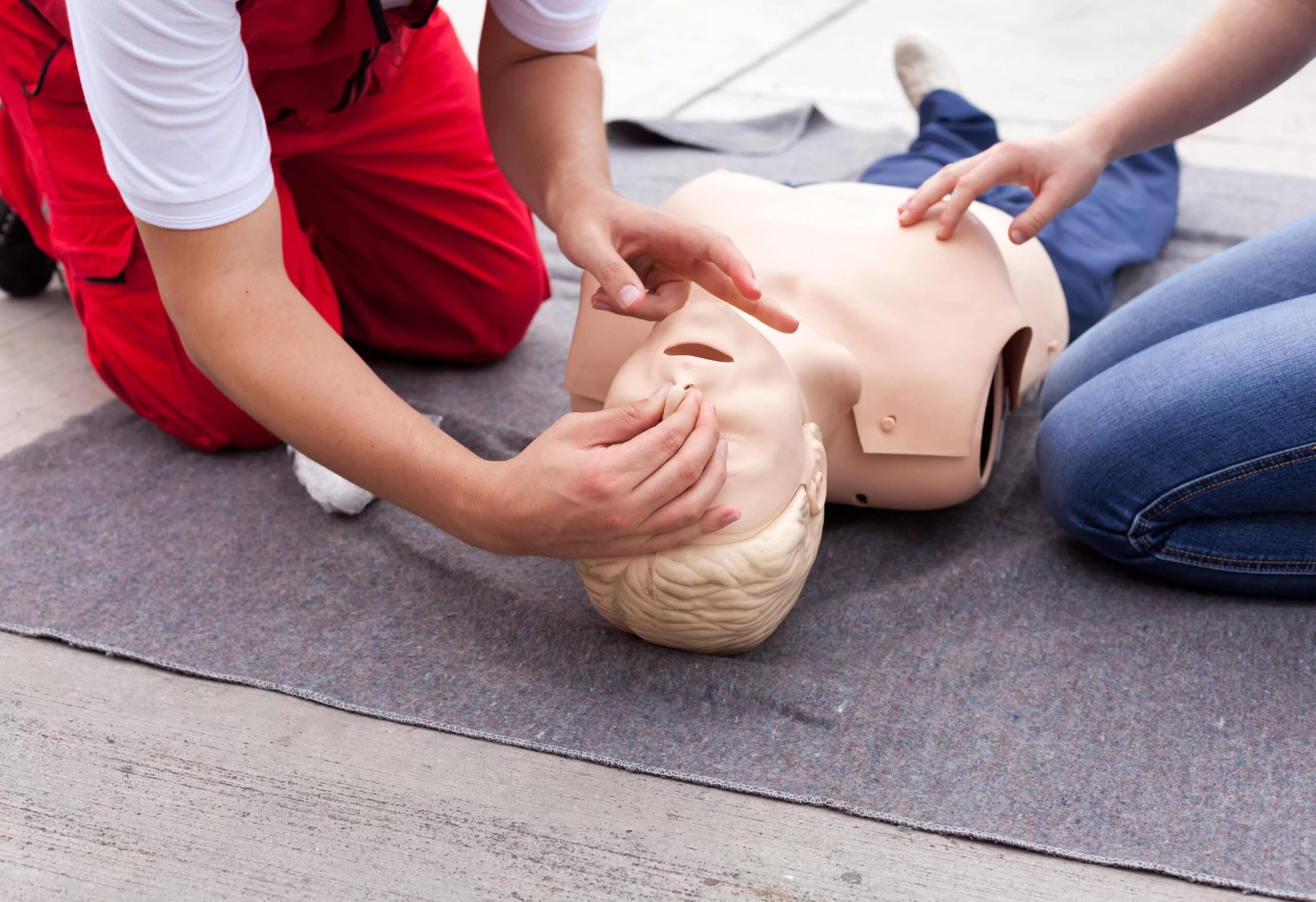 Reasons Why First Aid Training is Essential for Workplace Safety
