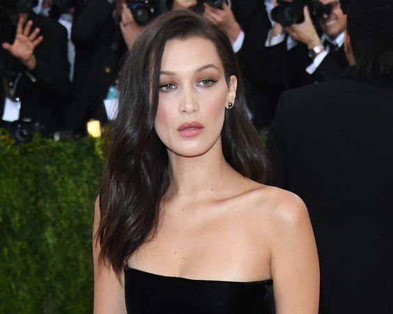Bella Hadid Heroin Chic Revival: A Fashion Trend or a Dangerous Glorification of Substance Abuse?